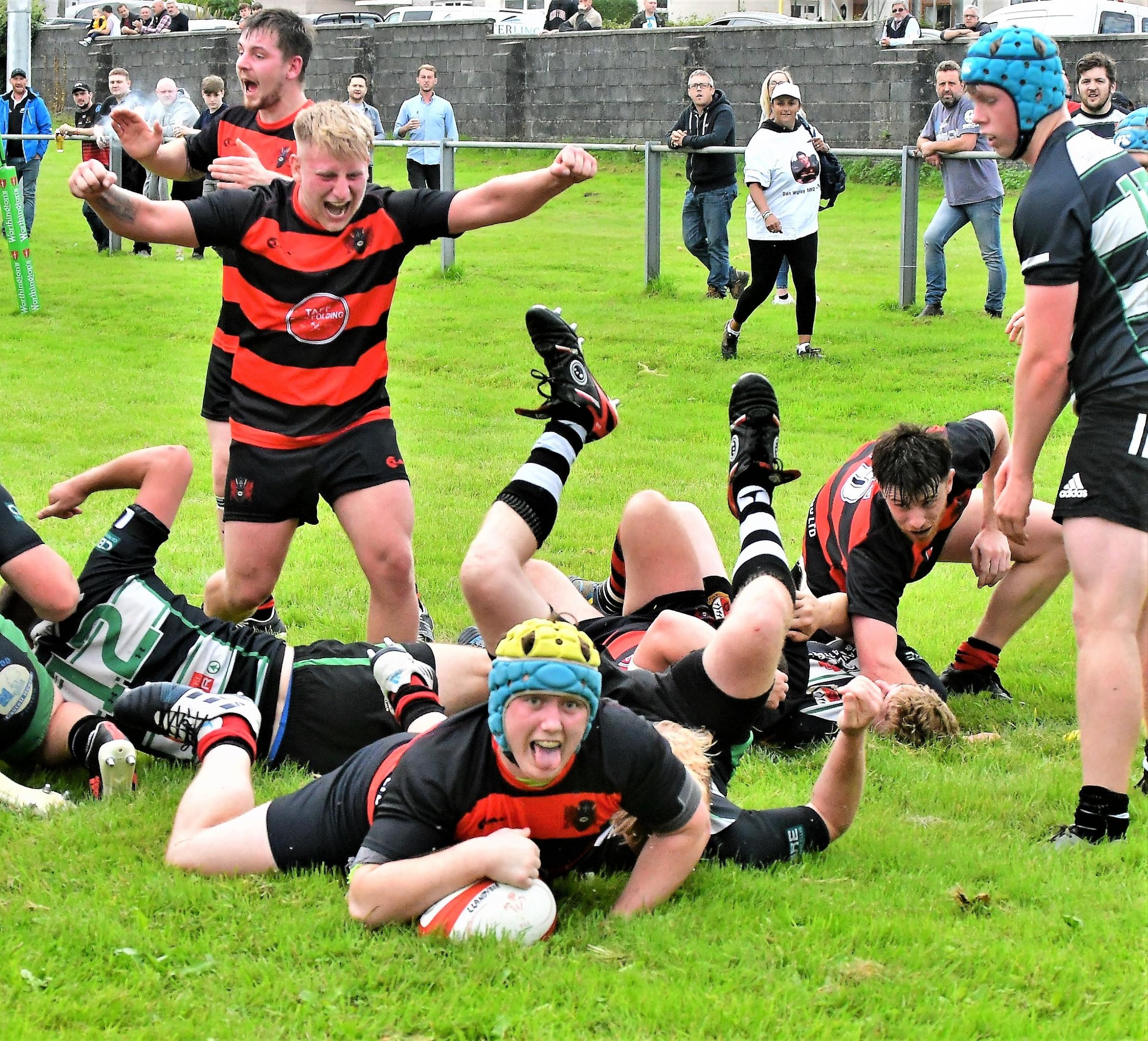 Ioan Rees scores for Llandybie Picture: John B R Davies 